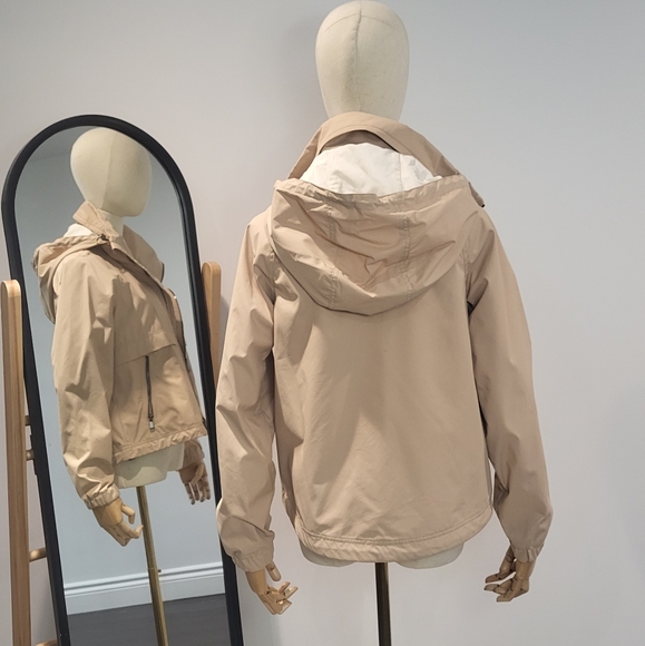 Babaton nude windbreaker - Picture 3 of 8